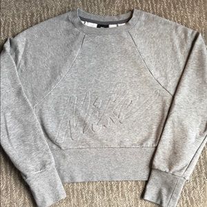 Nike Women's Dri-FIT Fleece Cropped Sweatshirt